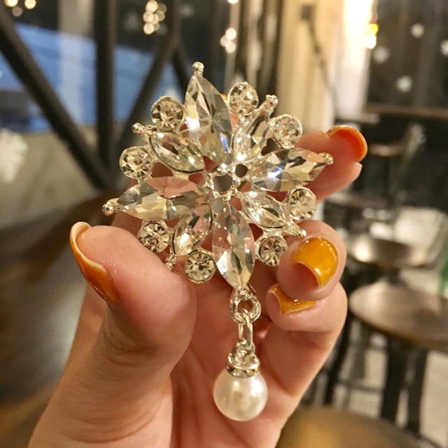 Cài áo mẫu mới
