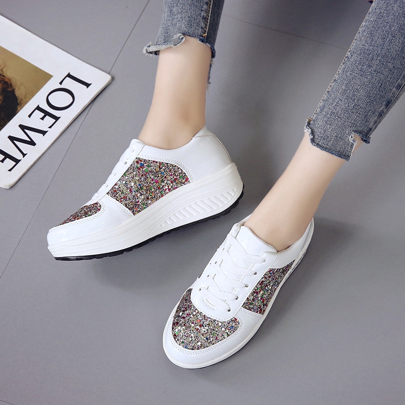 Giày Thể Thao Nữ Siêu Nhẹ 3 Màu 35-42 Yards