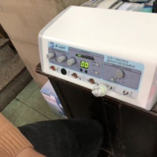 MÁY CHĂM SÓC DA 5 in 1 - M3397