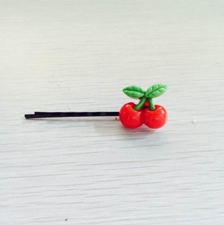 Kẹp tóc cherry