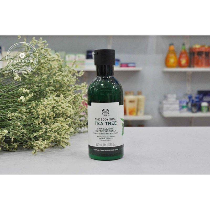 Nước hoa hồng The Body Shop Tea Tree Skin Clearing Mattifying Toner 250ml