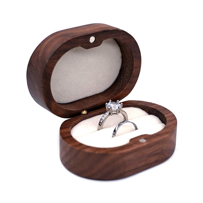 Hộp Đựng Nhẫn Bằng Gỗ Hình Oval Sang Trọng