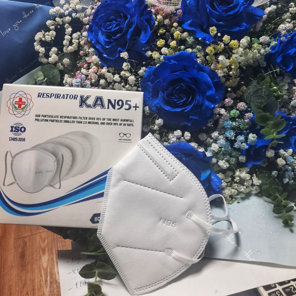 Khẩu trang y tế 5 lớp Khánh An KA N95+ kháng khuẩn màng lọc ngăn 95% bụi mịn nhỏ hơn 2.5 micromet và 99% tia UV