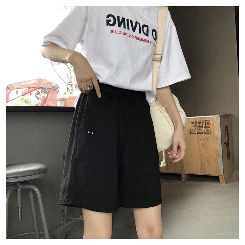 Quần ngắn lưng thun thời trang trẻ trung | BigBuy360 - bigbuy360.vn