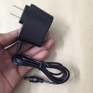 Sạc pin máy cân bằng laser