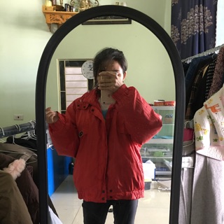 Áo phao chị thư hoàng