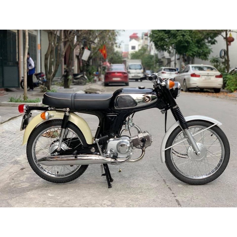 Dè Nhựa Vàng Hột Gà Honda 67 SS50