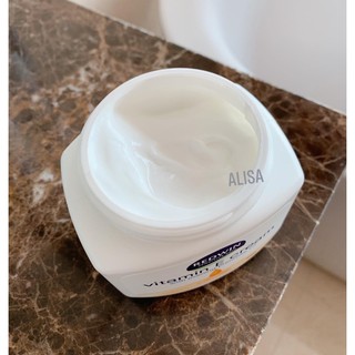 KEM DƯỠNG ẨM REDWIN VITAMIN E ÚC