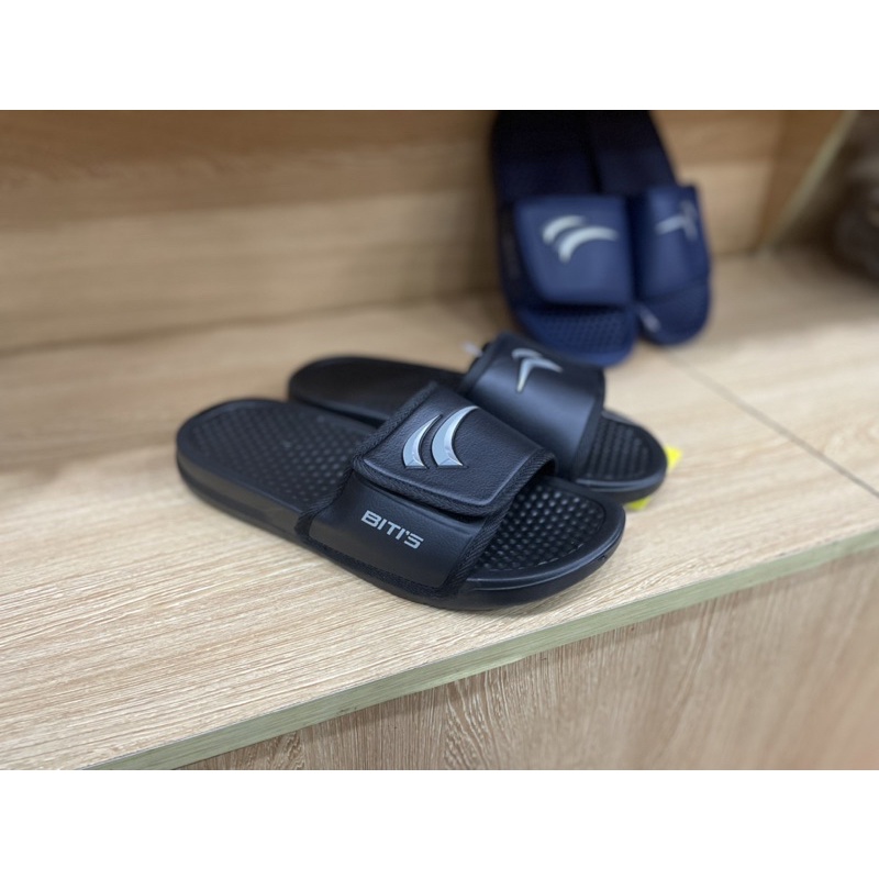 Dép lê nam BT DEM067 nhẹ, êm bền size 38-43 màu xanh và đen (hỗ trợ khâu có điều kiện)