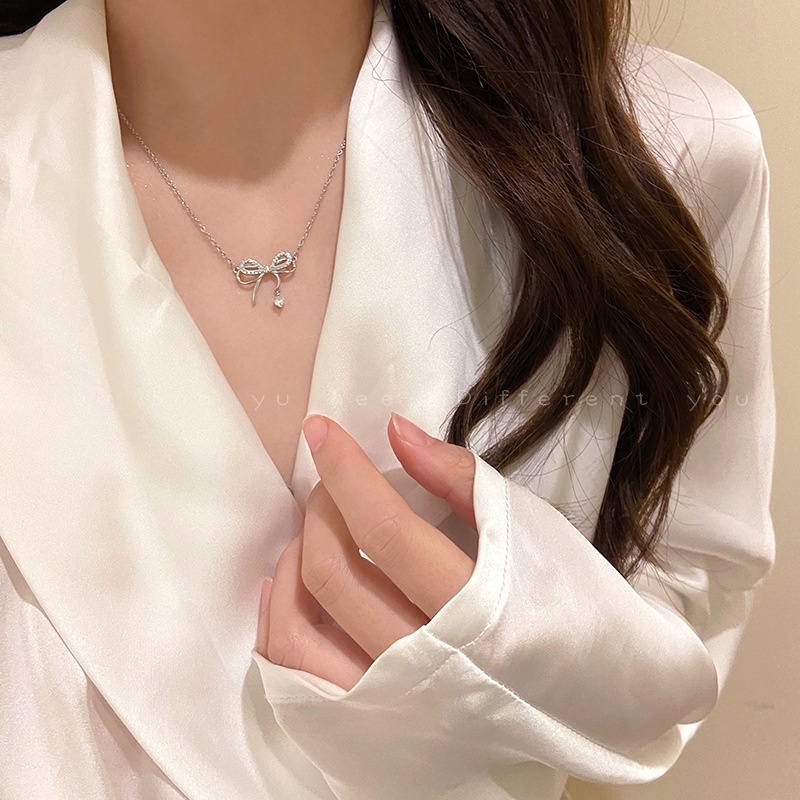 Vòng cổ Bạc Mặt Hình Nơ Đính Đá Pha Lê Thanh Lịch