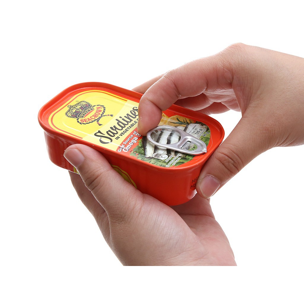 Cá Trích SeaCrown Ngâm Dầu Và Sốt Cà Chua Hộp 125G