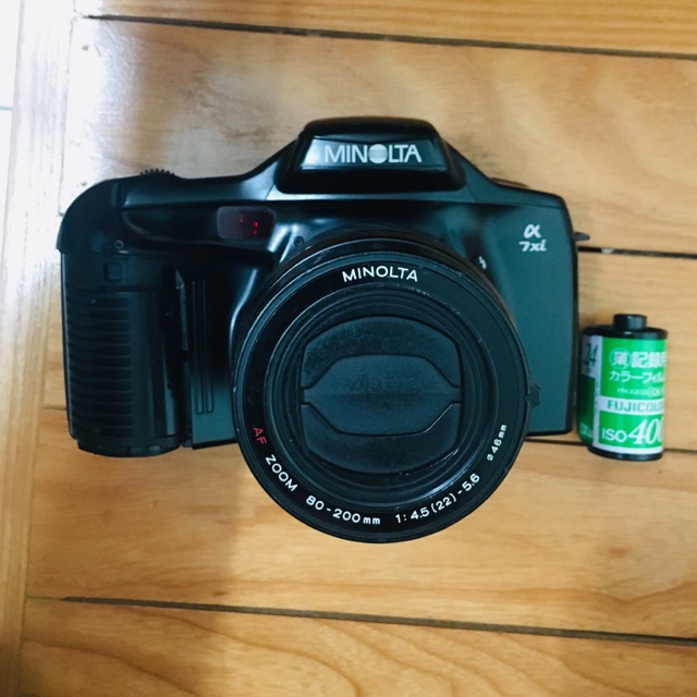Máy ảnh film Minolta anpha 7 Xị  + lens Minolta 80-200 ngàm A