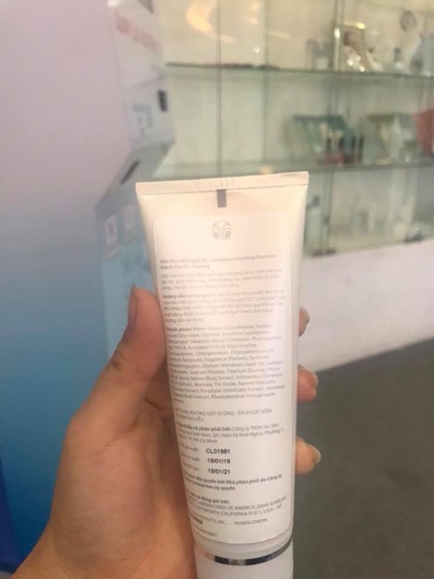 Sữa Rửa Mặt Lumi Spa da sáng mịn