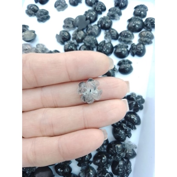 Mặt cỏ 4 lá , túi tài lộc làm vòng, nhẫn mặt dây chuyền đá tóc đen