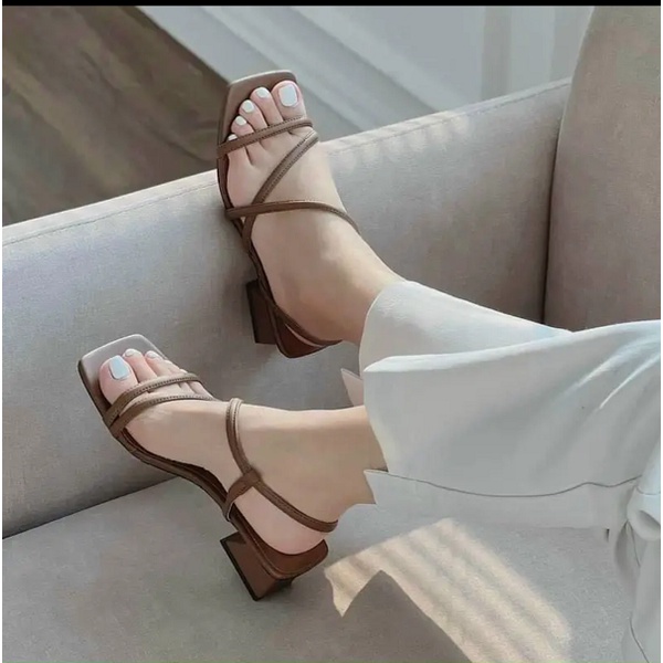 Giày Sandal quai chéo cao gót Nữ gót trụ 4cm siêu xinh