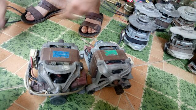 Mô tơ máy giặt cửa gang