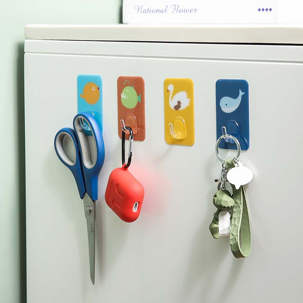 Móc Treo Chìa Khóa / Quần Áo Gắn Tường Tự Dính Họa Tiết Hoạt Hình Đáng Yêu