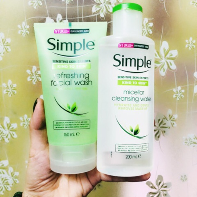 COMBO TIẾT KIỆM Sữa rửa mặt Simple 150ml và tẩy trang Simple 200ml