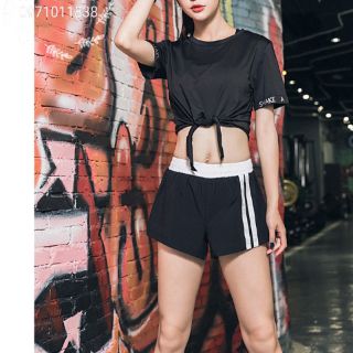 Quần đùi 2 lớp kẻ sọc