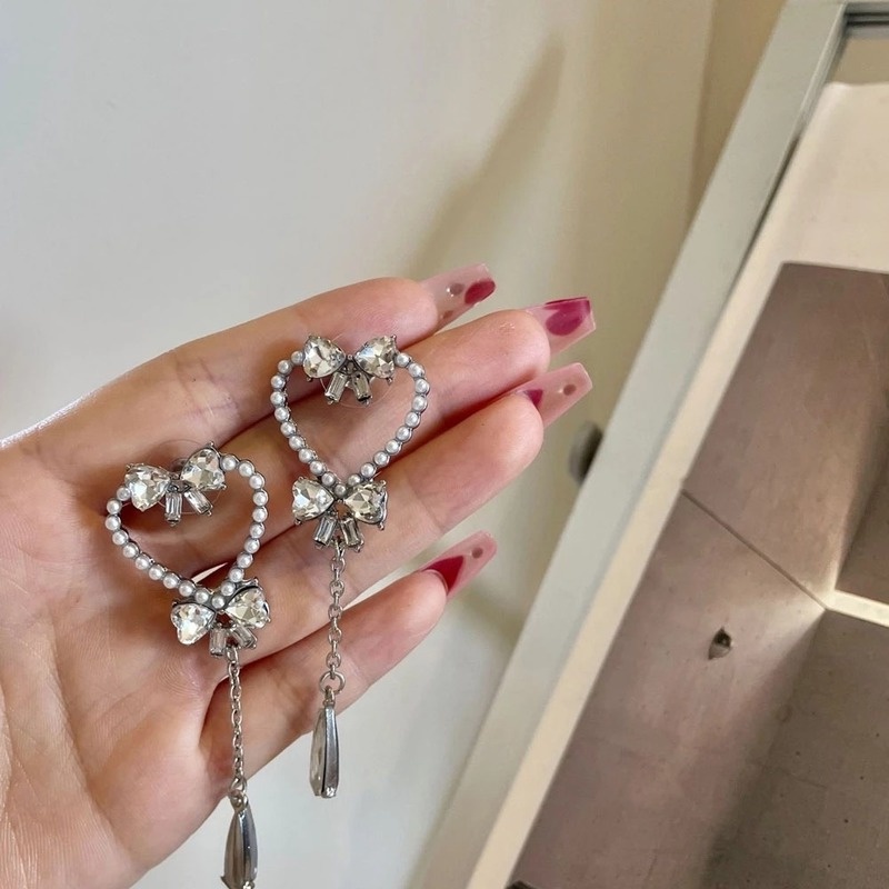 Khuyên Tai Tua Rua Hình Trái Tim/Nơ Đính Đá Zircon Ngọc Trai Tinh Tế Thời Trang Hàn Quốc