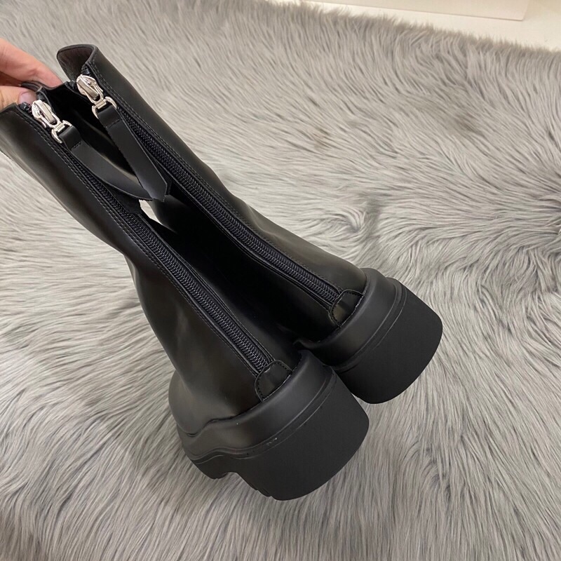 Boot lửng 26cm-đế 5cm-da trơn cổ V