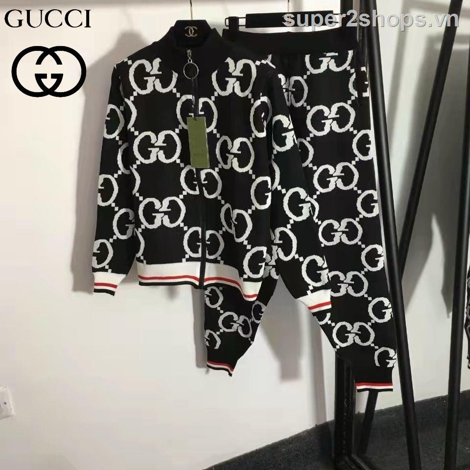 ✉▽☒Bộ Áo Thun + Quần Họa Tiết Gucci Thời Trang Bộ Áo Sweater Cotton Dệt Kim Màu Trơn Thoải Mái Cho Nam Và Nữ Hàng Có Sẵn