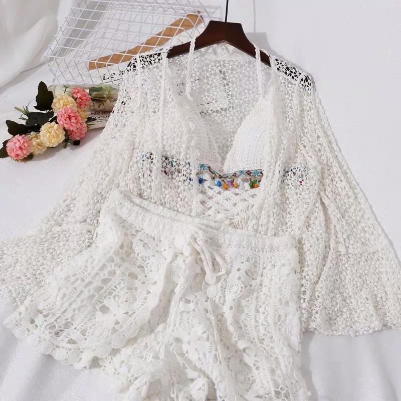 set 3 món - bra tam giác mix ngọc + quần ren hoa xẻ vạt sexy + choàng ren hạt choàng ren hạt gạo tay loe (có tách rời)