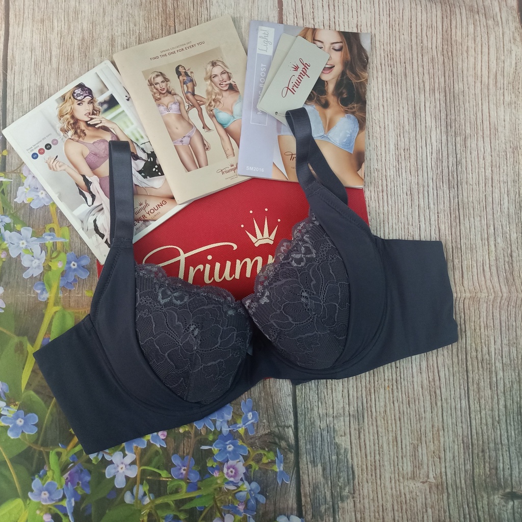 Áo ngực nữ Triumph 8942 đệm vừa, có gọng, bản lưng to định hình ngực