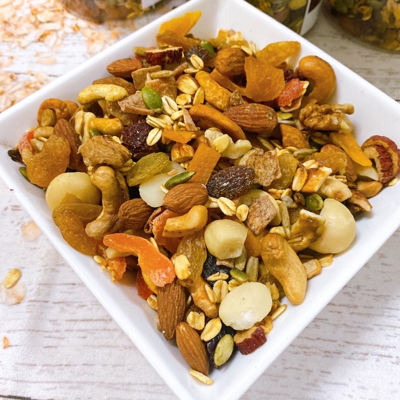 500g Granola mix các loại hạt ngũ cốc ăn kiêng (nhiều hạt)