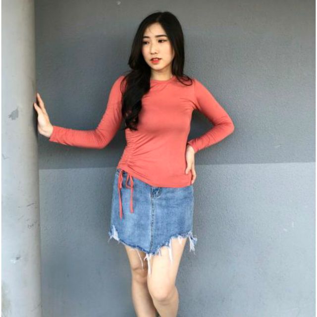 Áo rút eo tay dài
