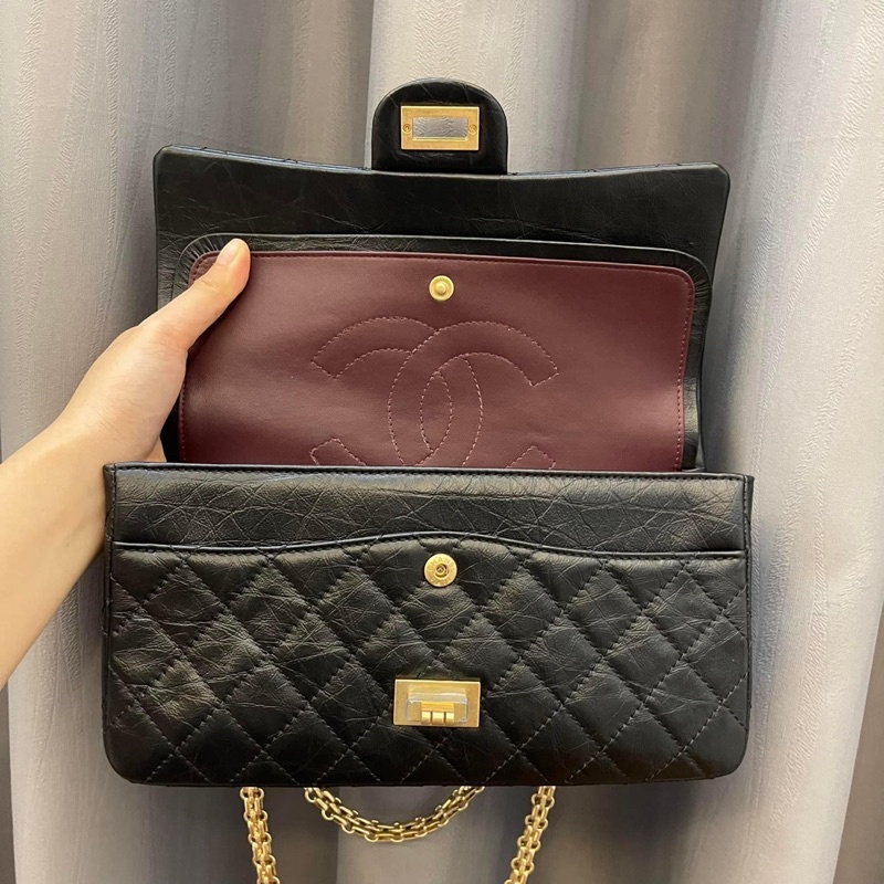 Túi Cha-nel màu đen