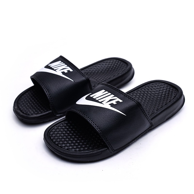 Đôi dép thời trang unisex dành cho cặp đôi