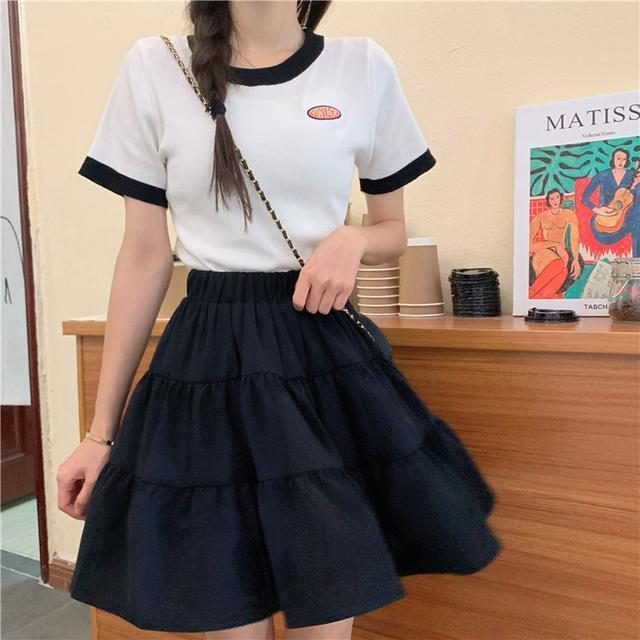 Chân Váy Chữ A Xếp Li Phong Cách Hàn Quốc Xinh Xắn Dành Cho Nữ