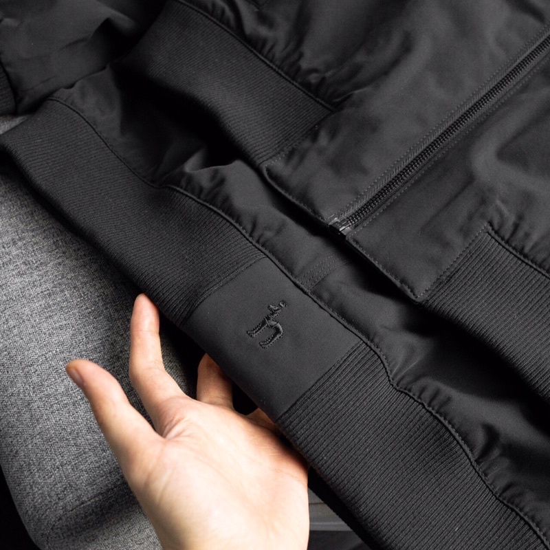 Siêu phẩm bomber Hazzys xuất Hàn