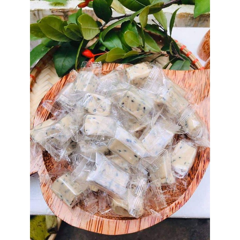 Kẹo dừa sáp mè đen Bến Tre 1kg