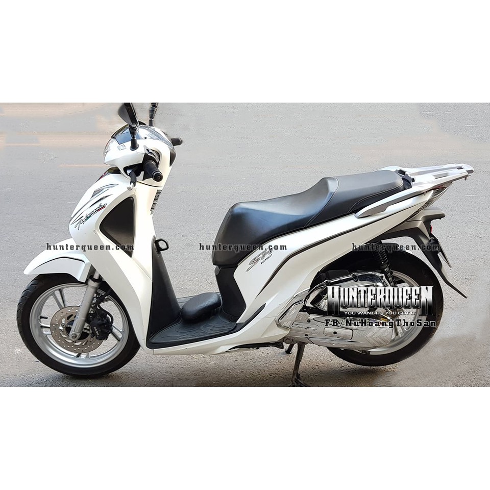 Mẫu tem xe SH màu trắng. Tem chế đơn giản. Đời xe 2017