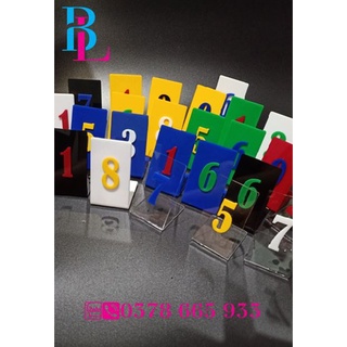 THẺ SỐ MICA ĐỂ BÀN CHỮ L, MÀU SẮC THEO YÊU CẦU (hàng sẵn)