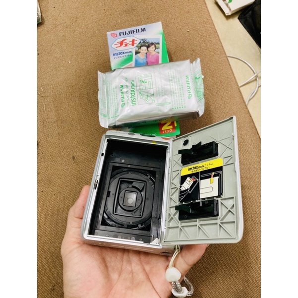Máy chụp ảnh lấy liền Fujifilm Instax Mini 50 tặng kèm pin và 1 hộp film 10 tấm date 2023