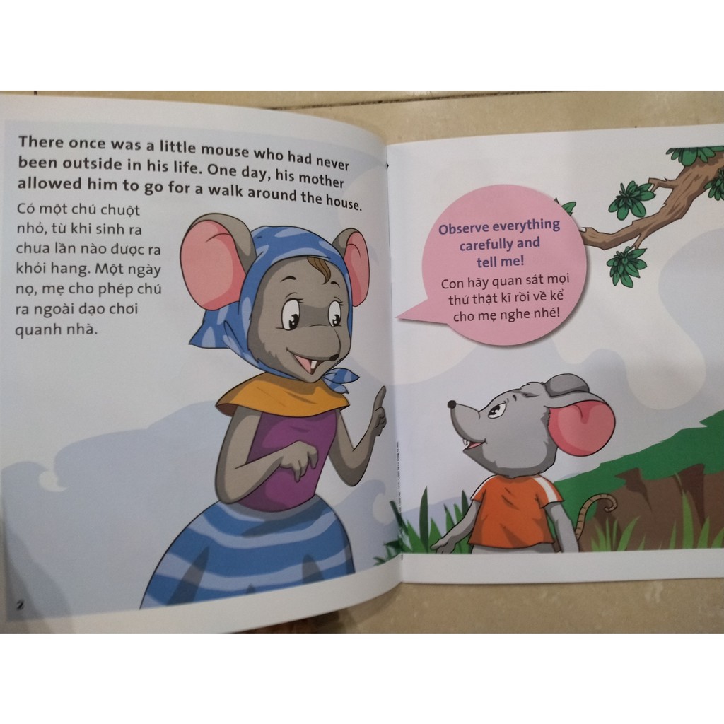 Sách - Truyện song ngữ : Chuột, gà trống và mèo