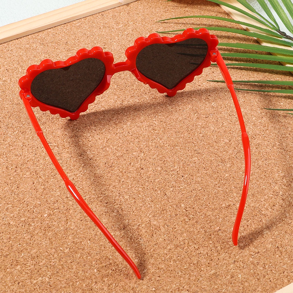 Kính mát KIDSBOWS gọng trái tim độc đáo chống tia UV cho bé