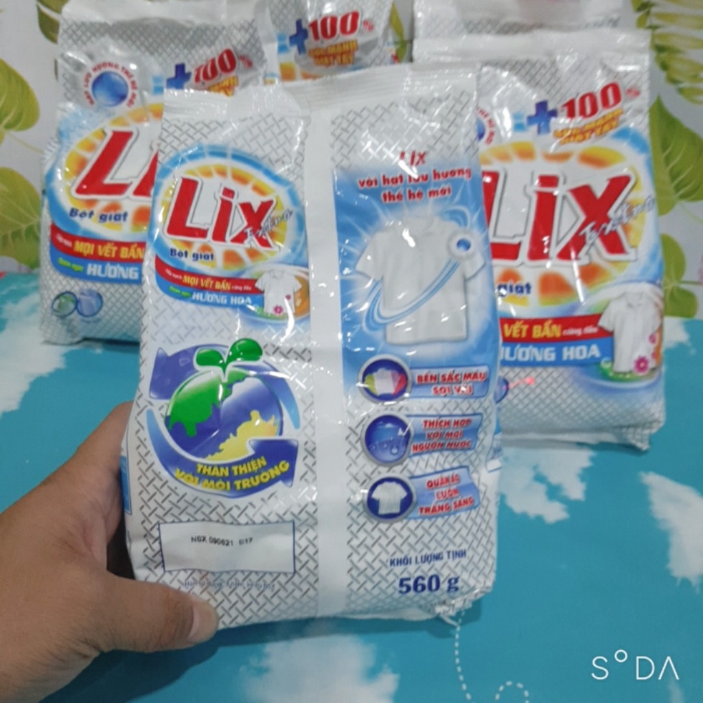 Bột giặt Lix 560g  Thơm Ngát Hương Hoa