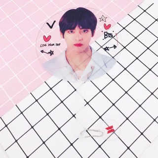 Quạt cán trong BTS World tour