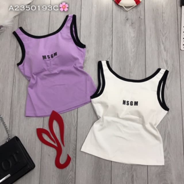 Áo croptop 3 lỗ ngược có mút ngực siêu xinh