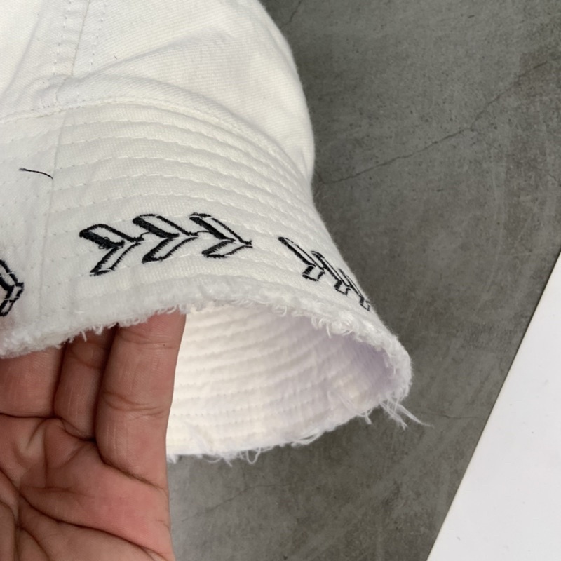 Nón Bucket Cụp Sụp Tua Rua Thêu Dio Hai Mặt Thời Trang Nam Nữ Cực Hot