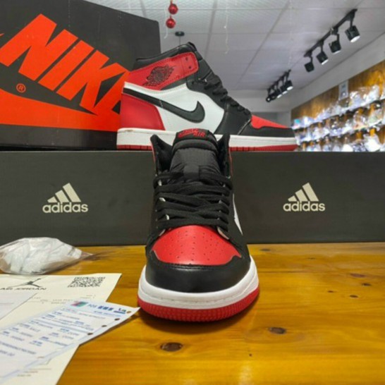 Giày jodan 1 Đỏ Đen Nam Nữ,Rẻ,Đẹp,Thanh Lịch,Nhẹ Nhàng | BigBuy360 - bigbuy360.vn