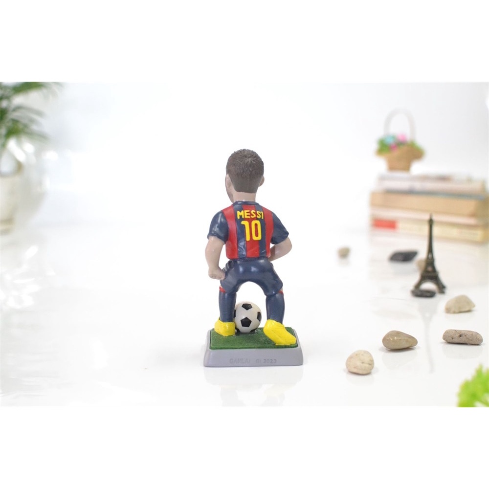 Mô hình cầu thủ bóng đá Ronaldo Messi bằng nhựa Resin trang trí bàn làm việc