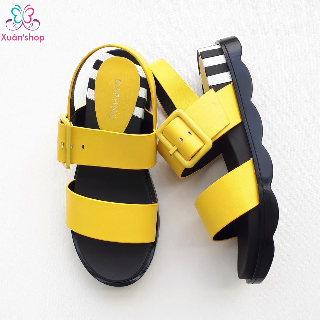 Sandal quai ngang Daphne đính khuy cài xinh xắn, đế 2cm (có sẵn)