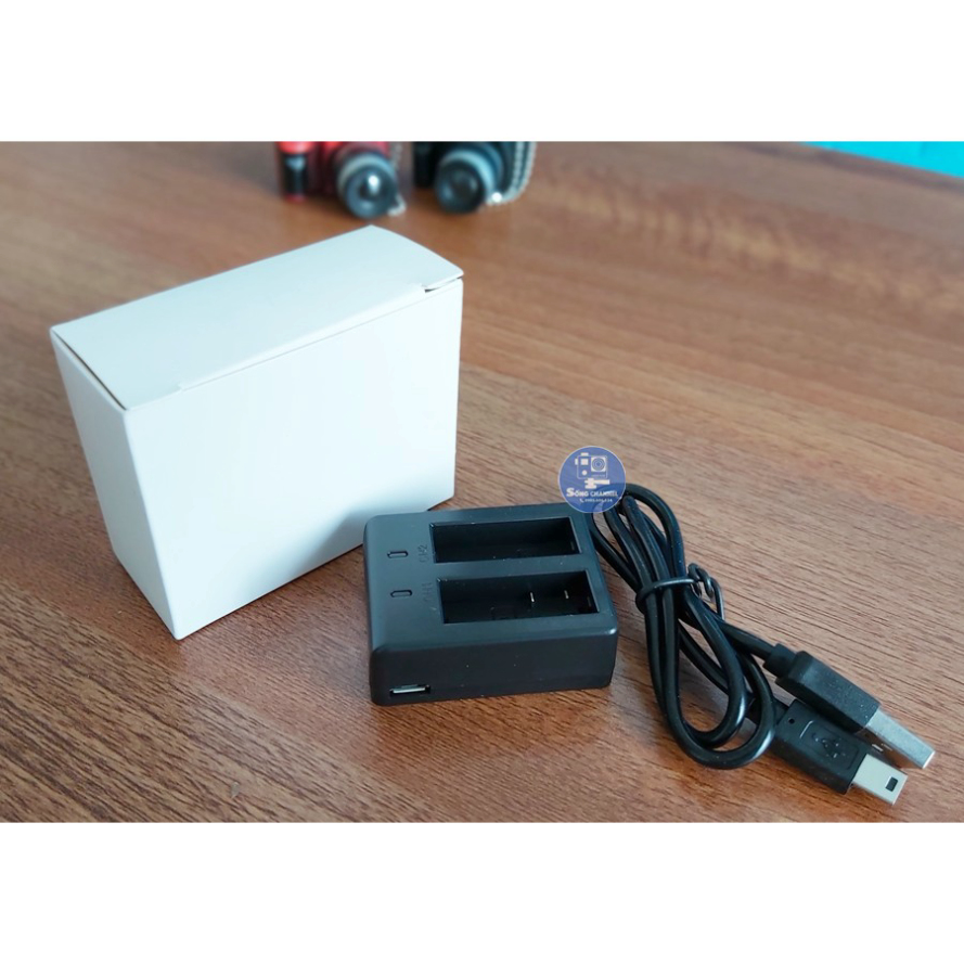 Pin Và Dock Sạc Đôi Cho Eken, SJCam, Amkov 8000s Plus, SooCoo