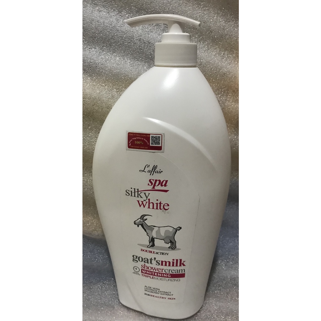 Sữa tắm dưỡng da siêu mịn Laffair Spa White Silky 1.2L- nhập khẩu Malaysia