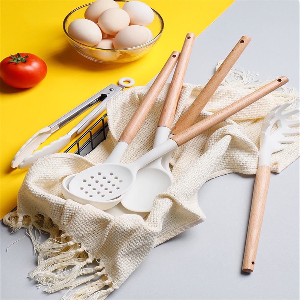 1 Bộ Dụng Cụ Nấu Ăn Bằng Silicone Tay Cầm Gỗ Chống Dính Đa Năng